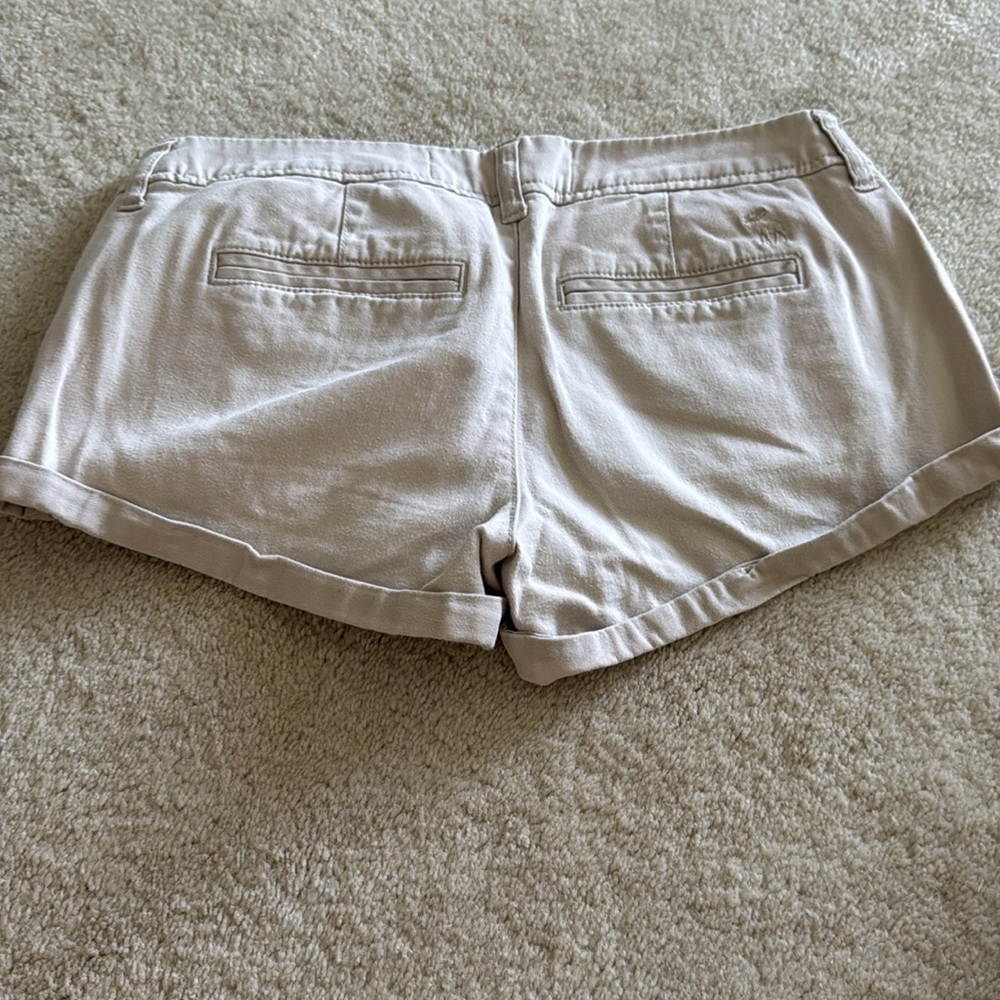 Abercrombie and Fitch Beige Shorts - Picture 2 of 3